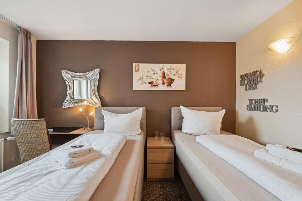 7O'Clock - Hotel Hannover Laatzen Екстериор снимка