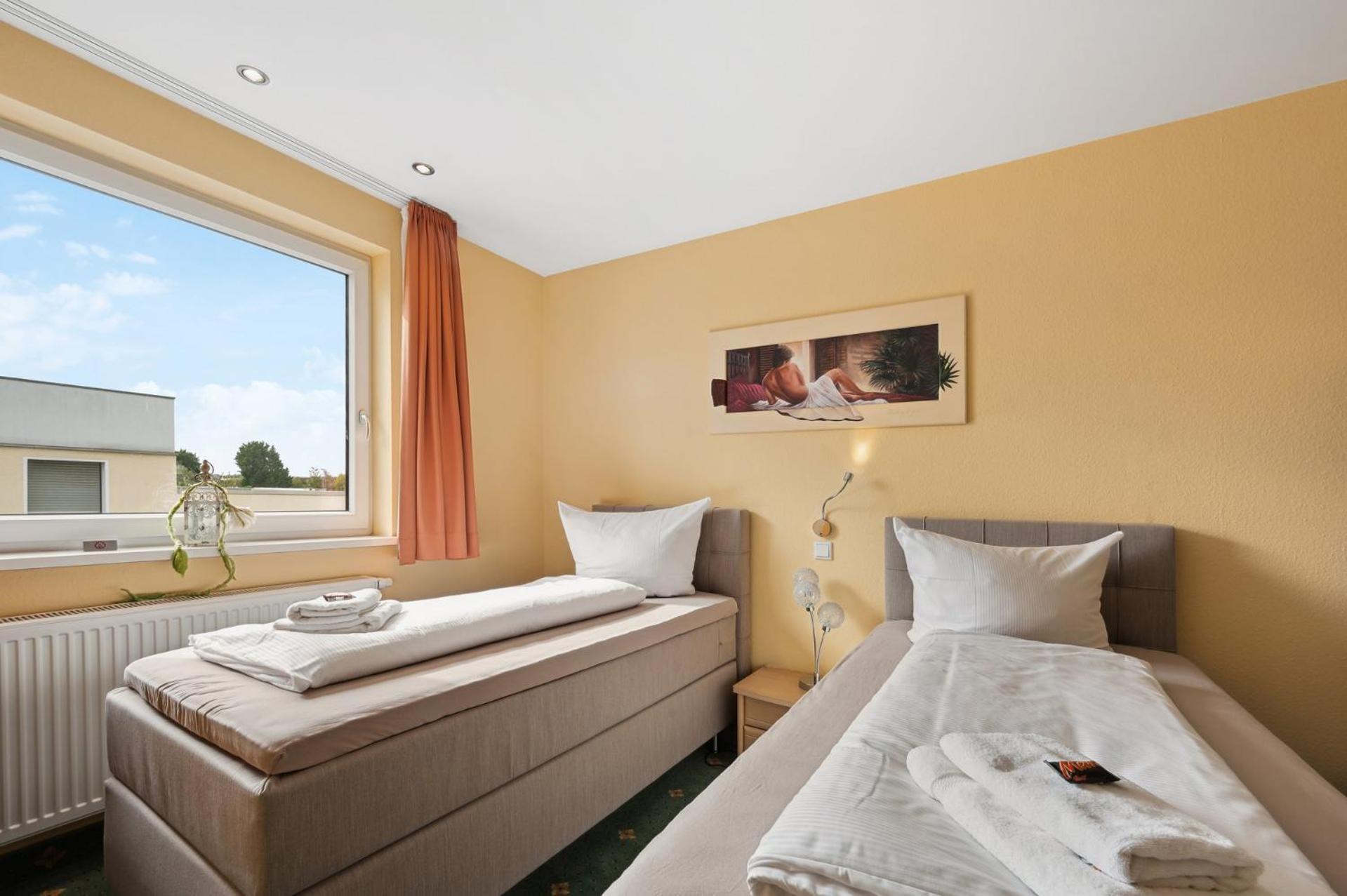 7O'Clock - Hotel Hannover Laatzen Екстериор снимка
