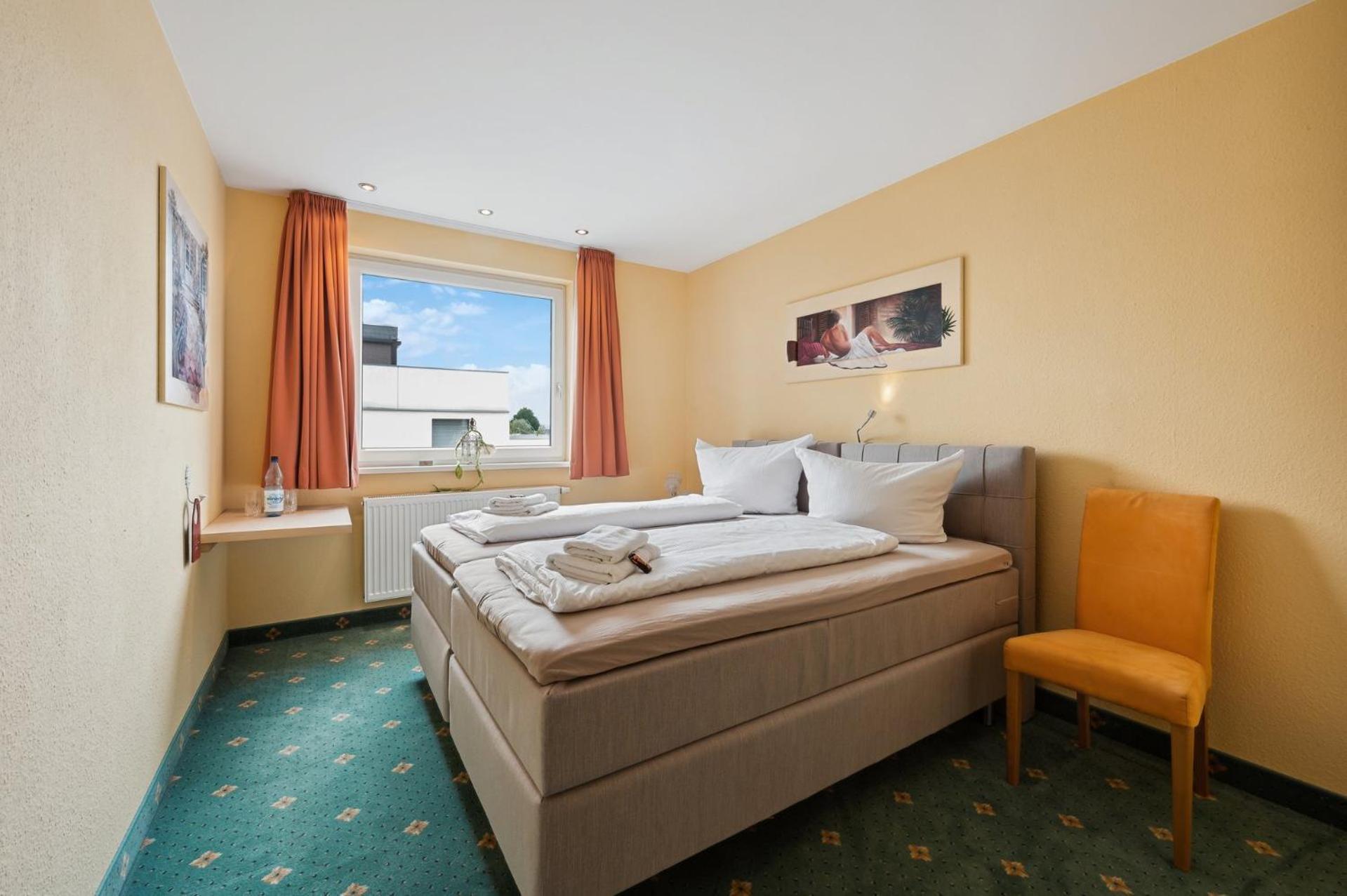 7O'Clock - Hotel Hannover Laatzen Екстериор снимка